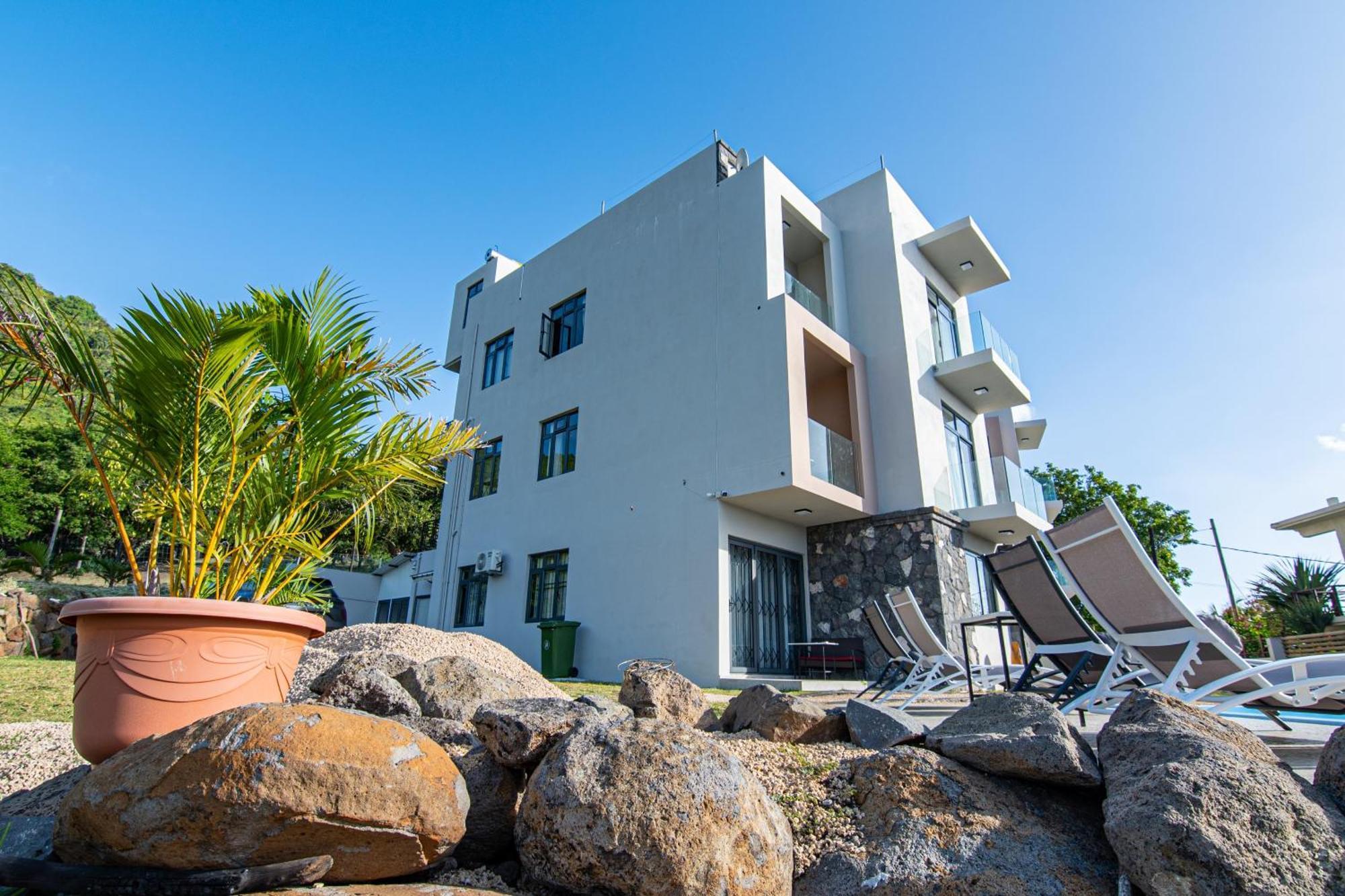 Laolabaone Villa *